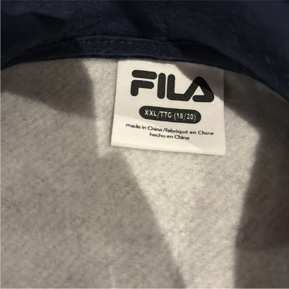 NWOT/LIKE NEW Boys FILA Hoodie - size XXL (18/20) - Picture 3 of 16